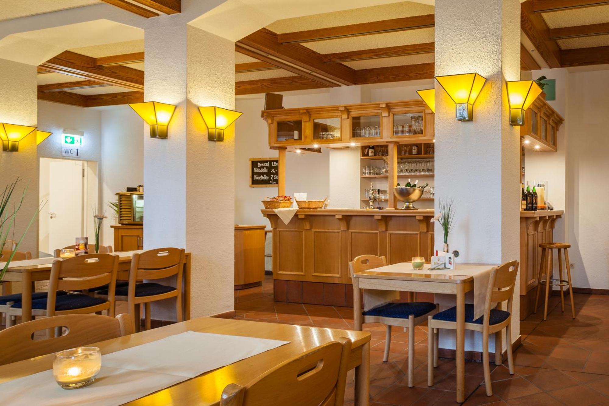 Kardinal Schulte Haus Hotel แบร์กิชกลัดบัค ภายนอก รูปภาพ